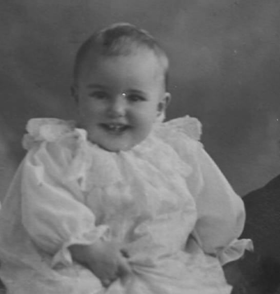 A person and person with a baby

AI-generated content may be incorrect.